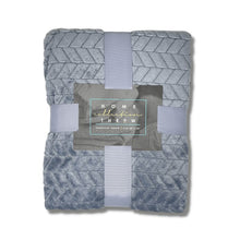 Home Collection Embossed Throw Blanket